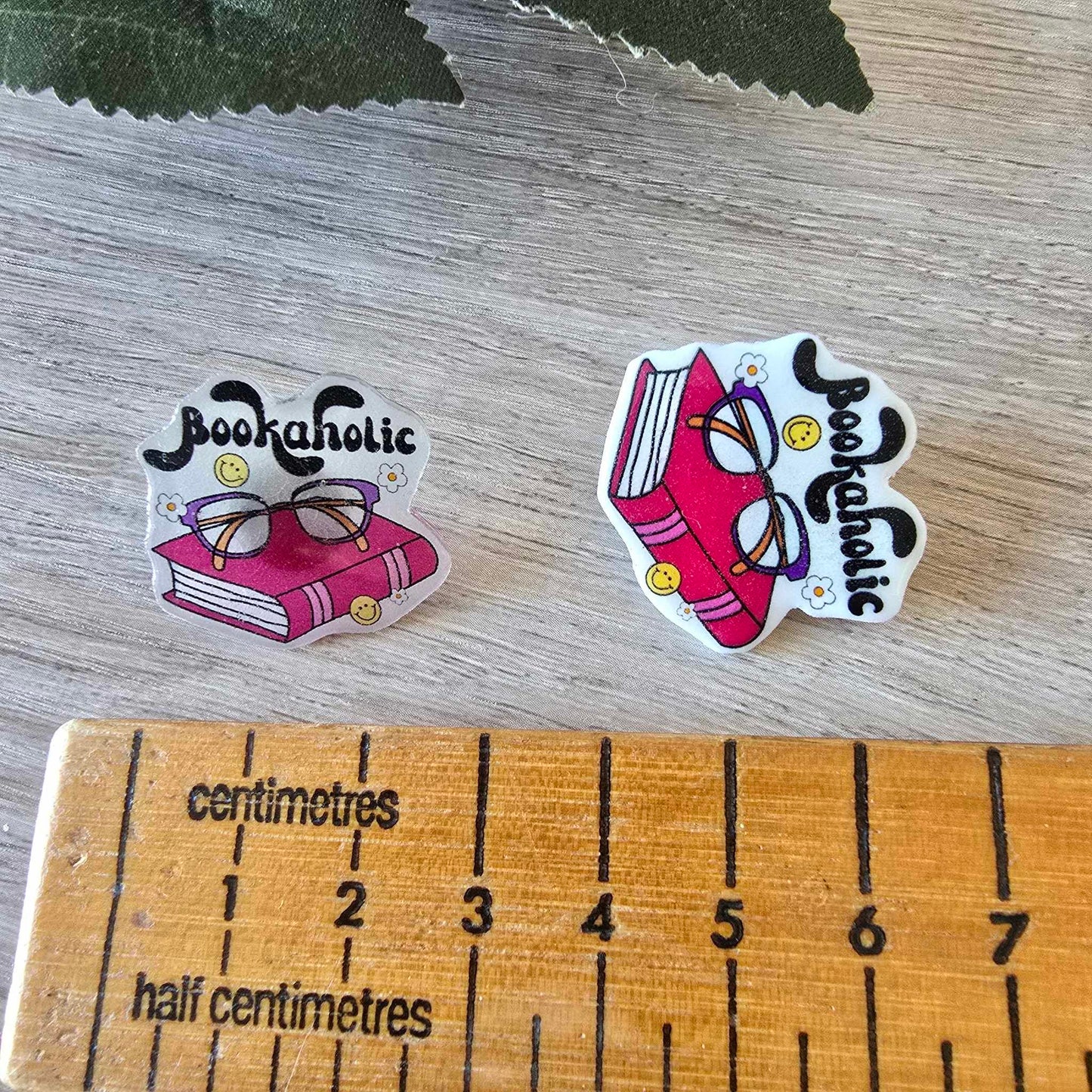 Bookaholic pin
