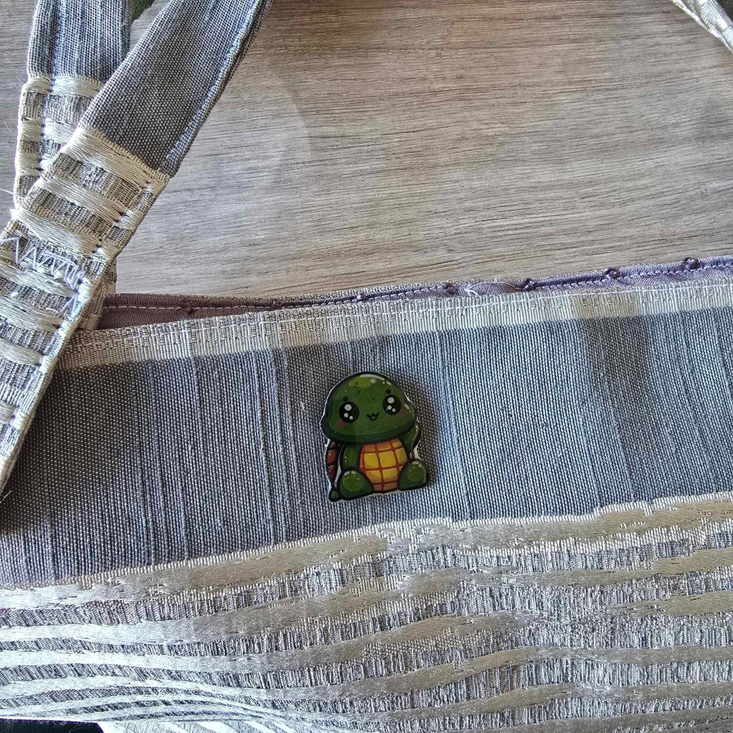 Turtle pin