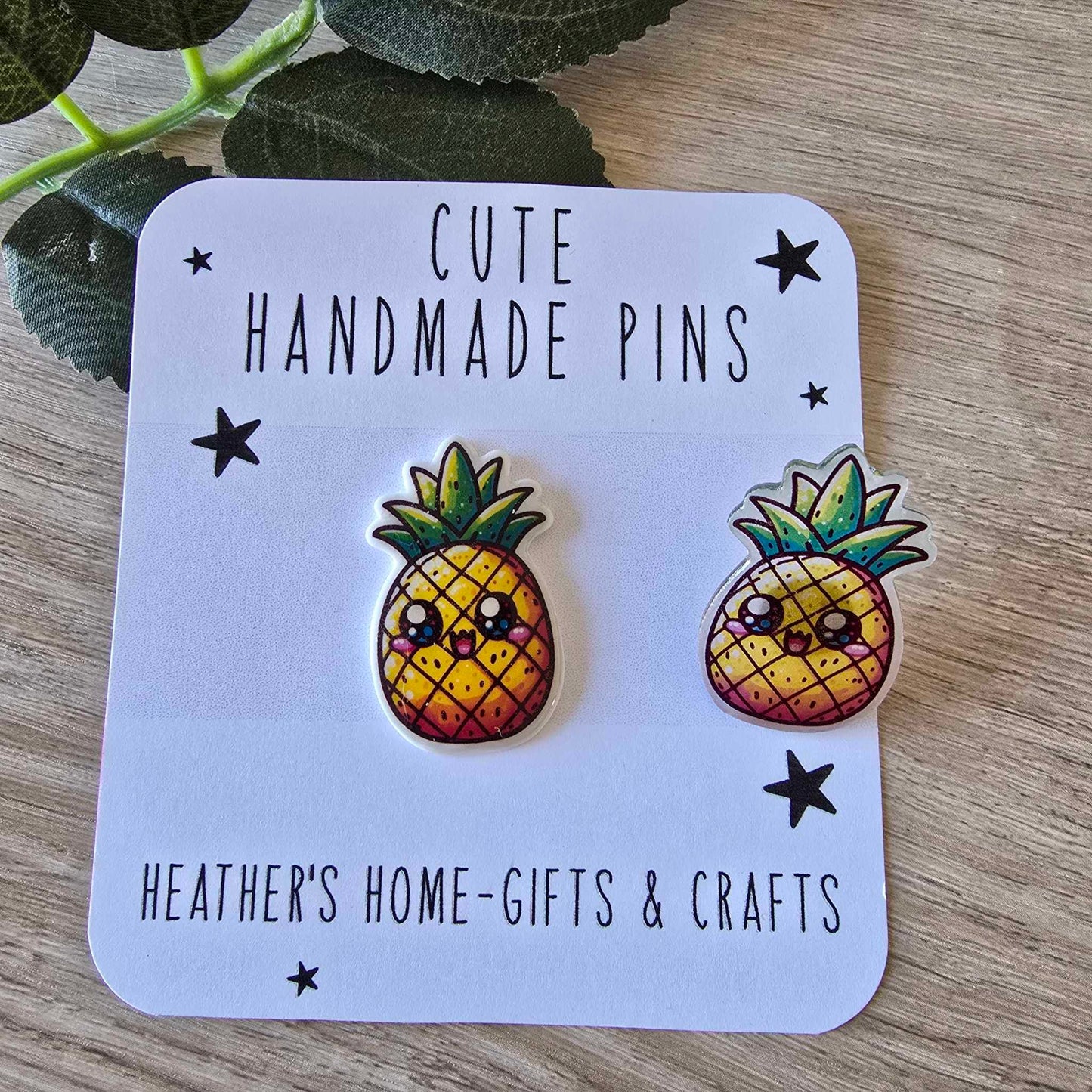 Pineapple pin