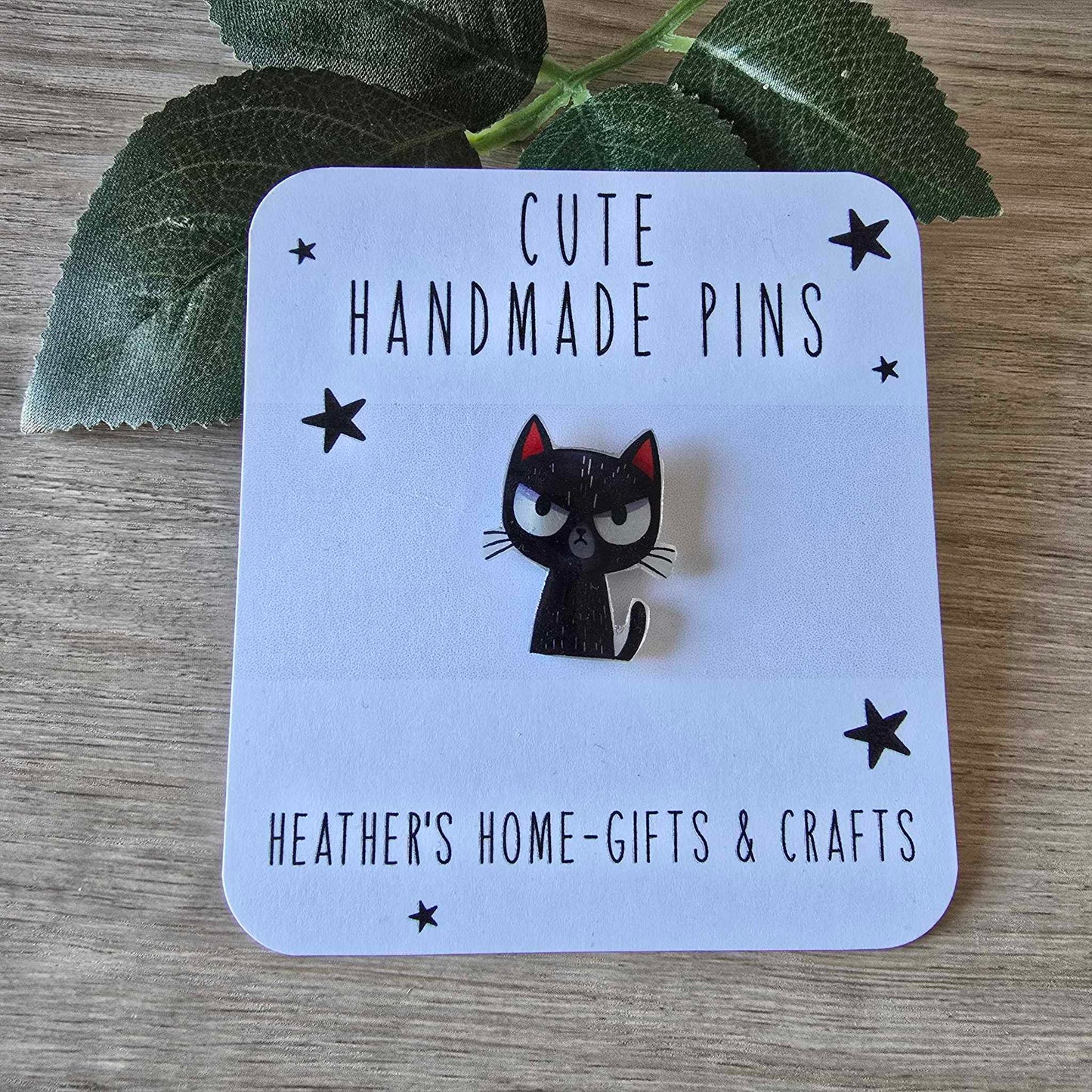 Angry cat pin