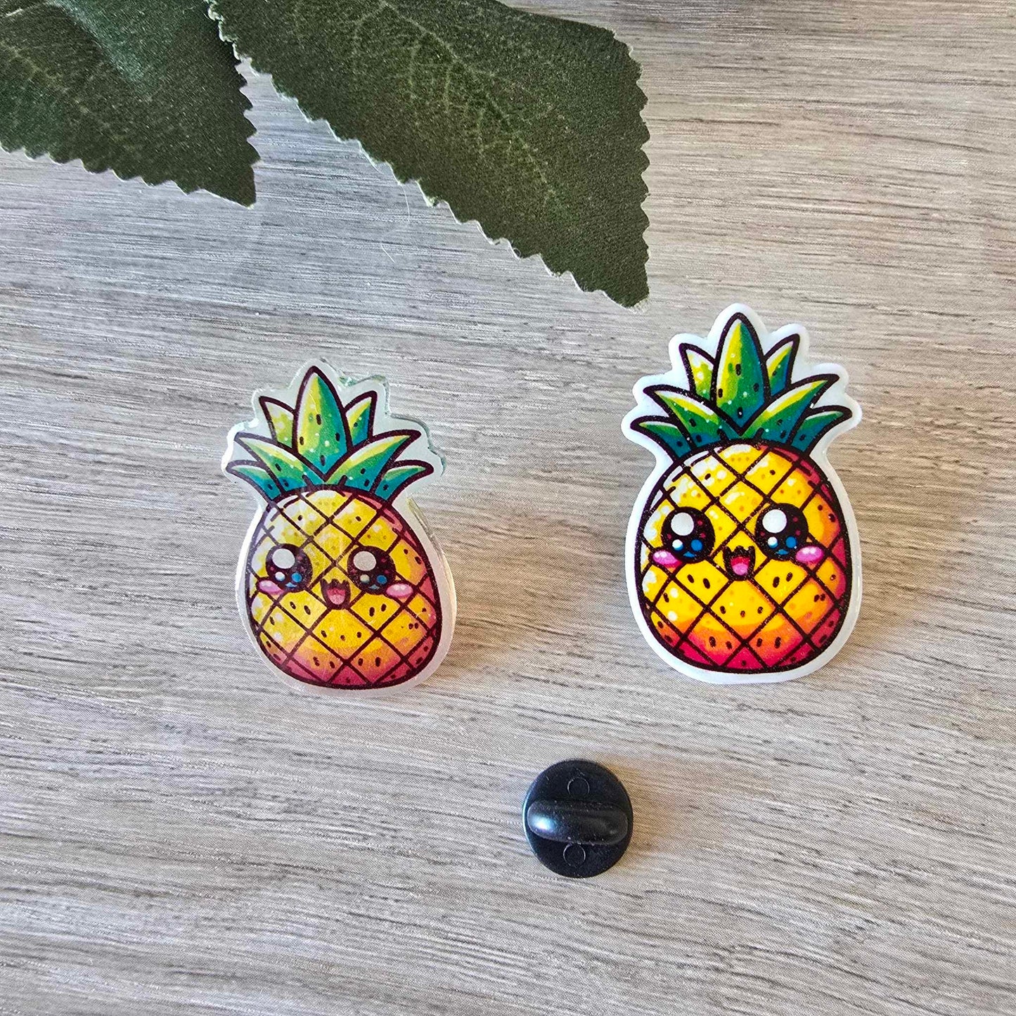 Pineapple pin