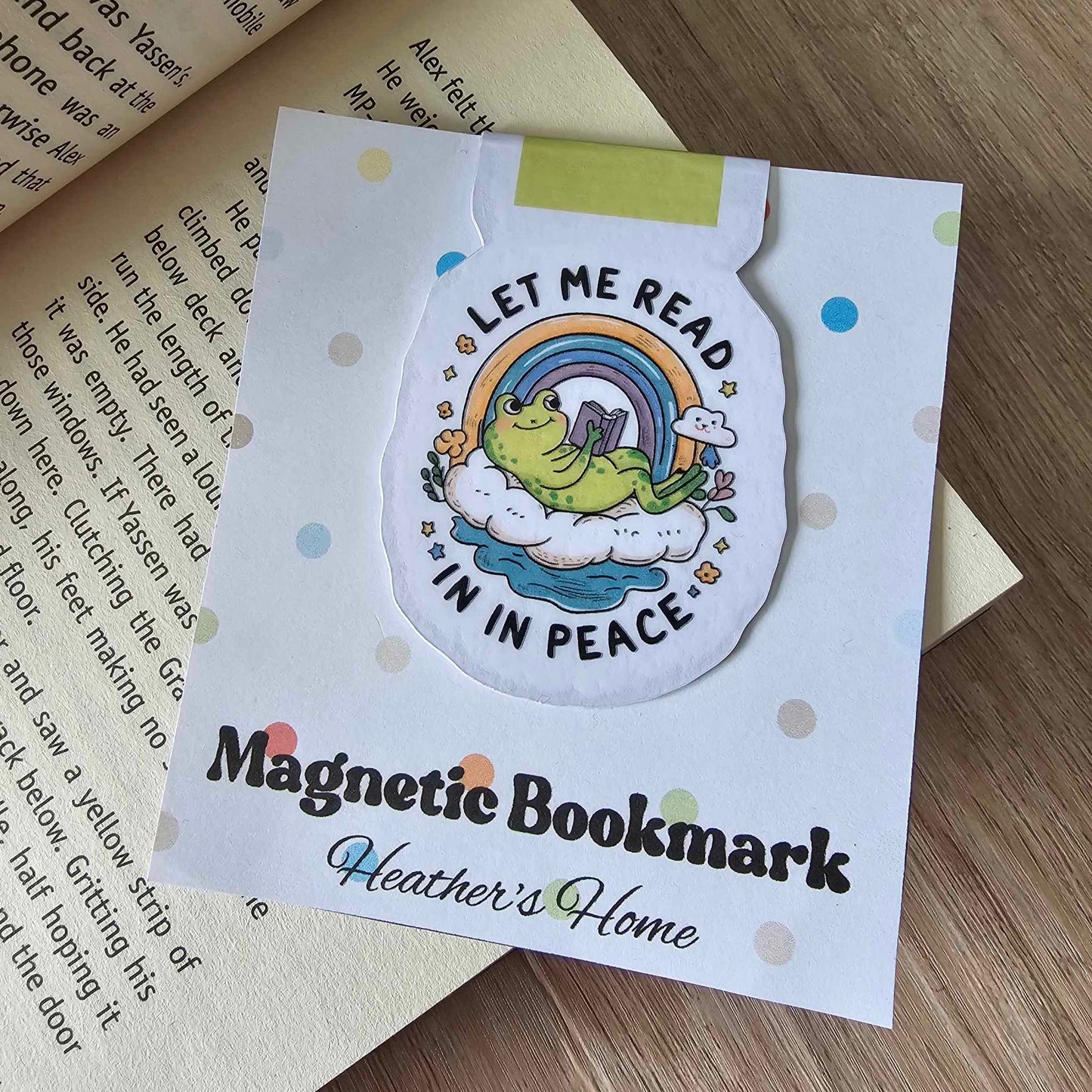 MAGNETIC BOOKMARK - LET ME READ IN PEACE (FROG)