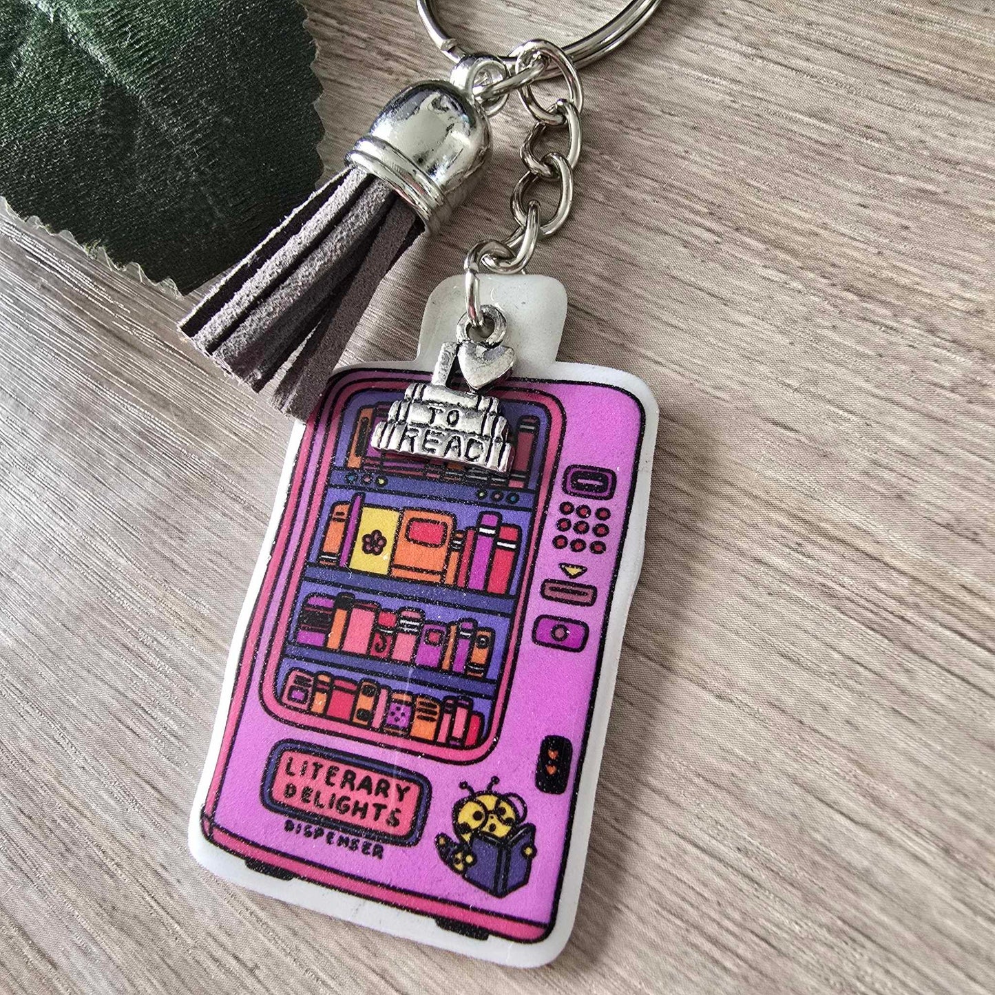 BOOKISH VENDING MACHINE KEYRING