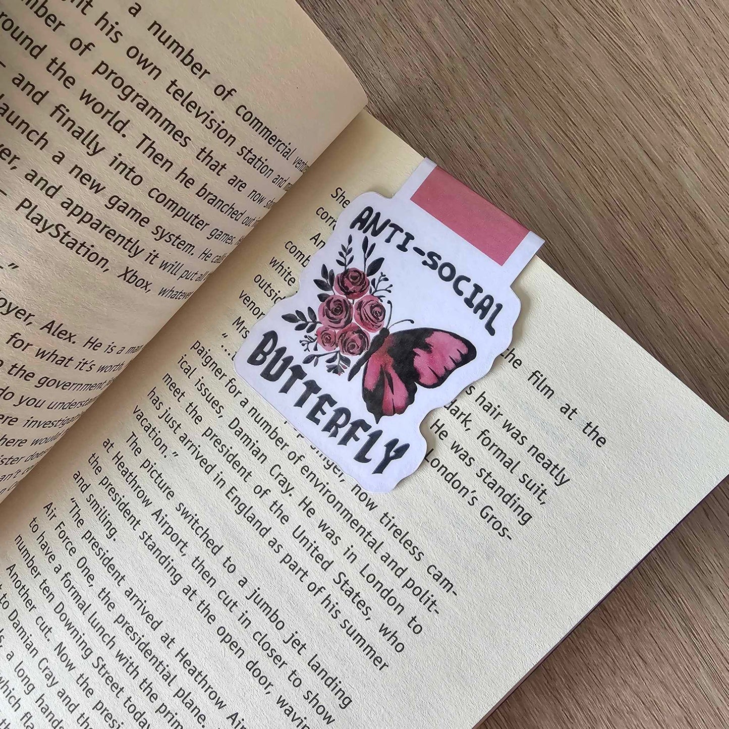 MAGNETIC BOOKMARK - ANTI-SOCIAL BUTTERFLY