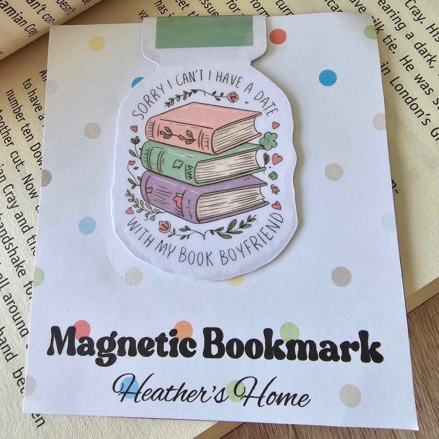 MAGNETIC BOOKMARK - DATE WITH BOOK BOYFRIEND