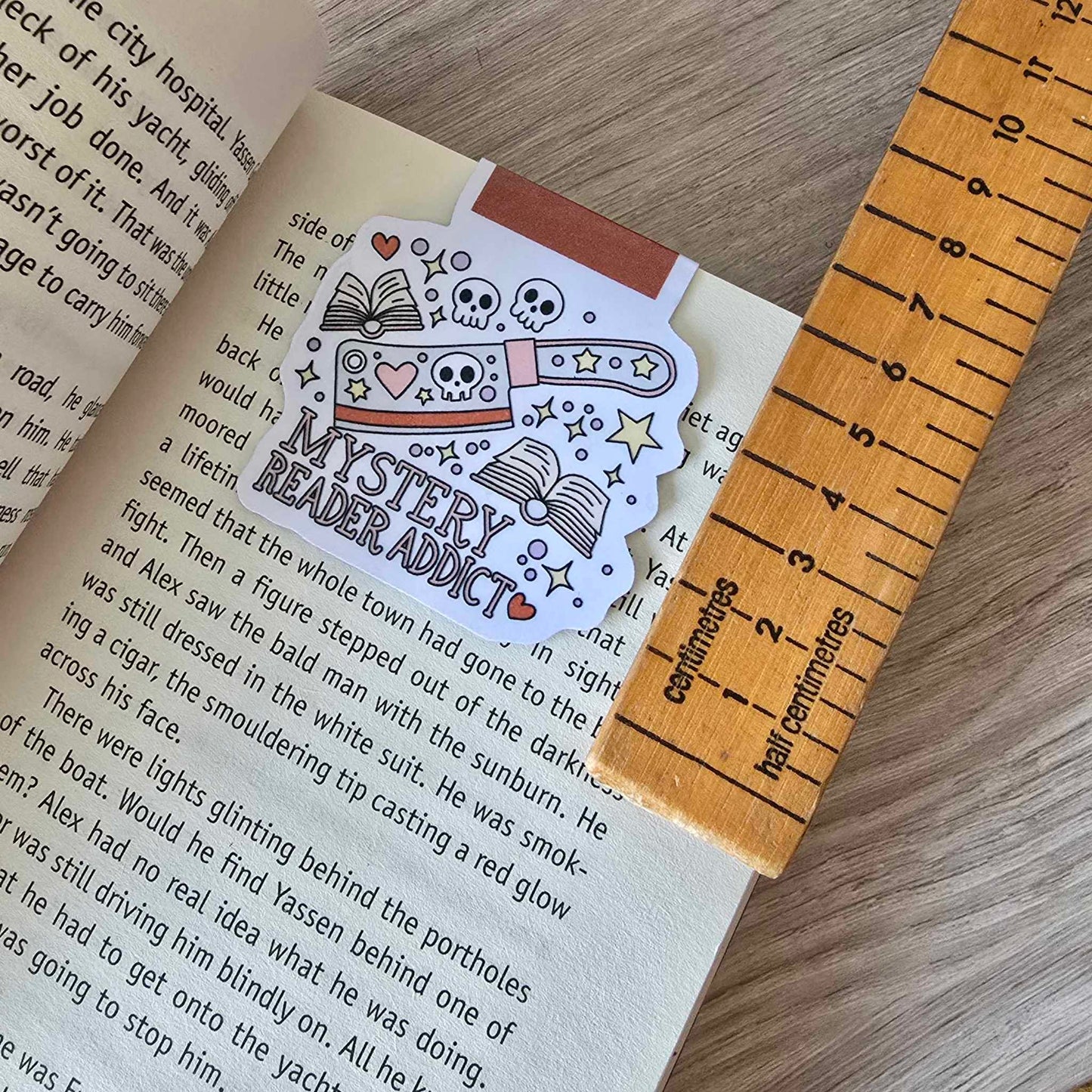 MAGNETIC BOOKMARK - MYSTERY READER ADDICT(MURDER MYSTERY)