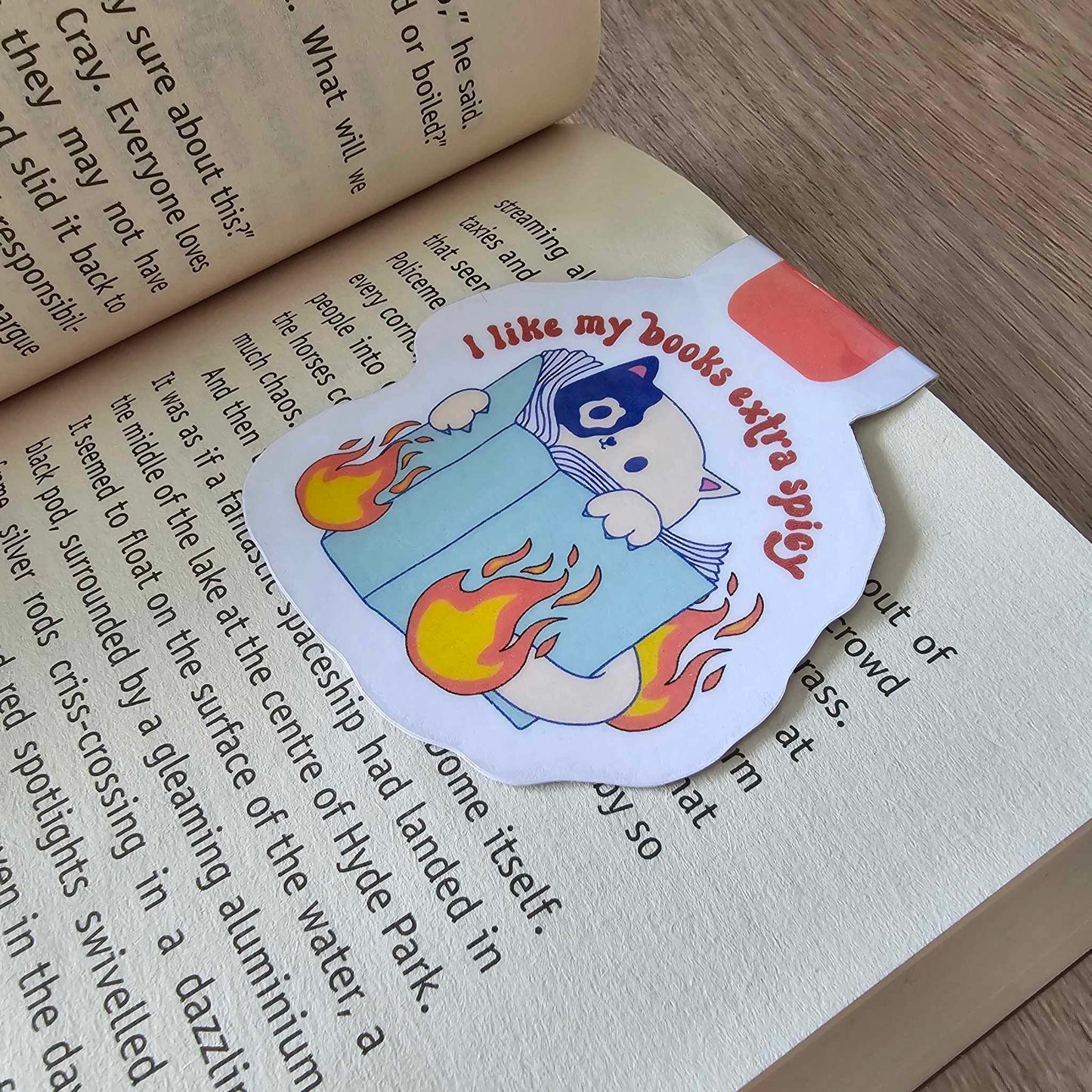 MAGNETIC BOOKMARK - EXTRA SPICY (CAT)