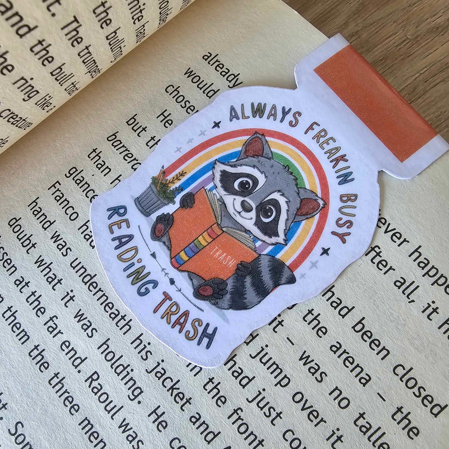 MAGNETIC BOOKMARK - READING TRASH
