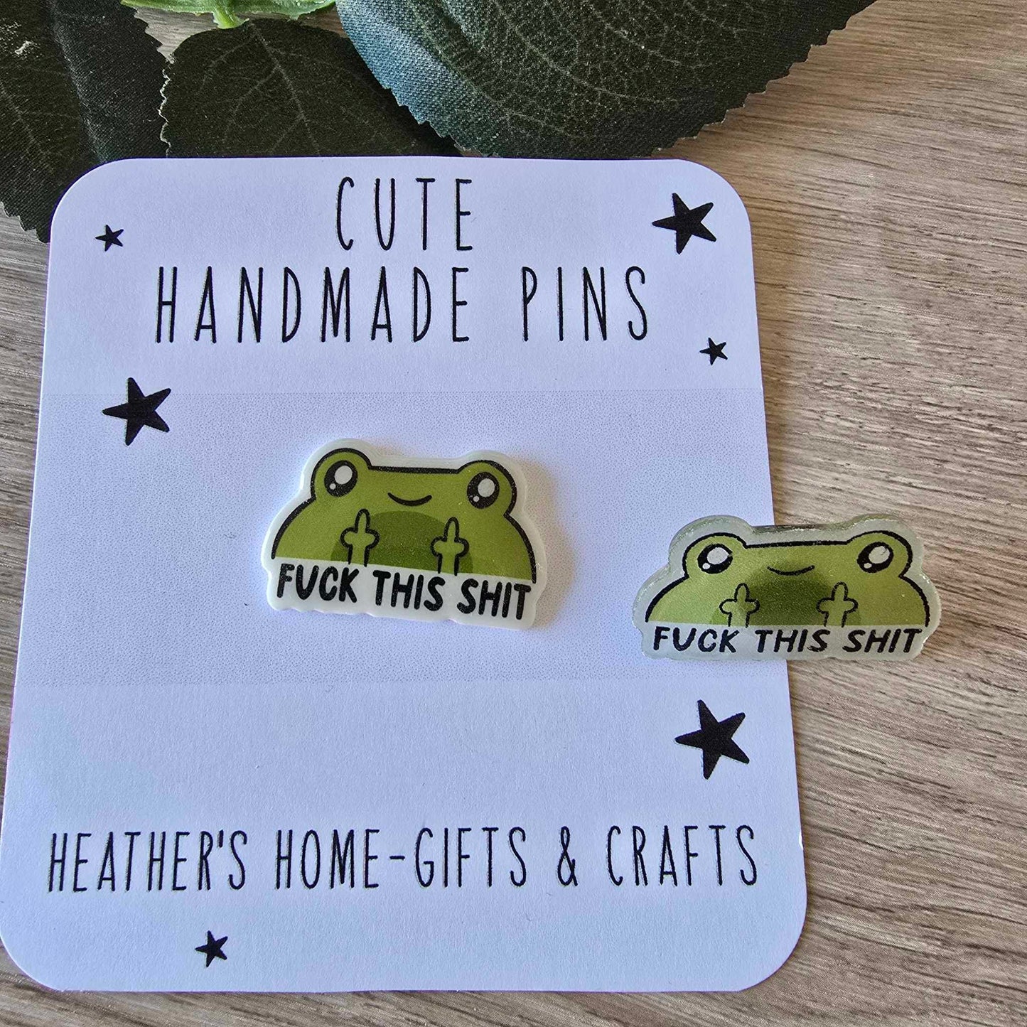 Swearing frog pin
