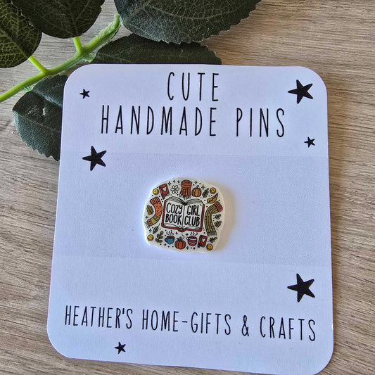 Cosy girl bookish pin