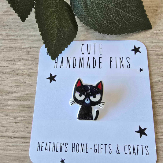 Angry cat pin