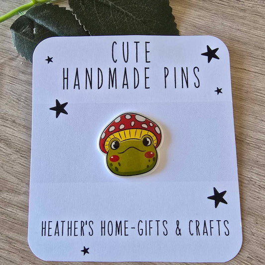 Toadstool frog pin